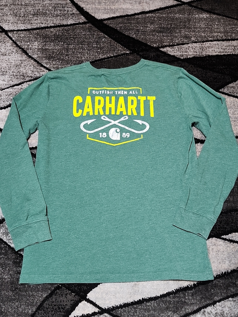CARHARTT "OUTFISH THEM ALL" CROSSED FISHING HOOKS GRAPHIC LONG-SLEEVE TEE